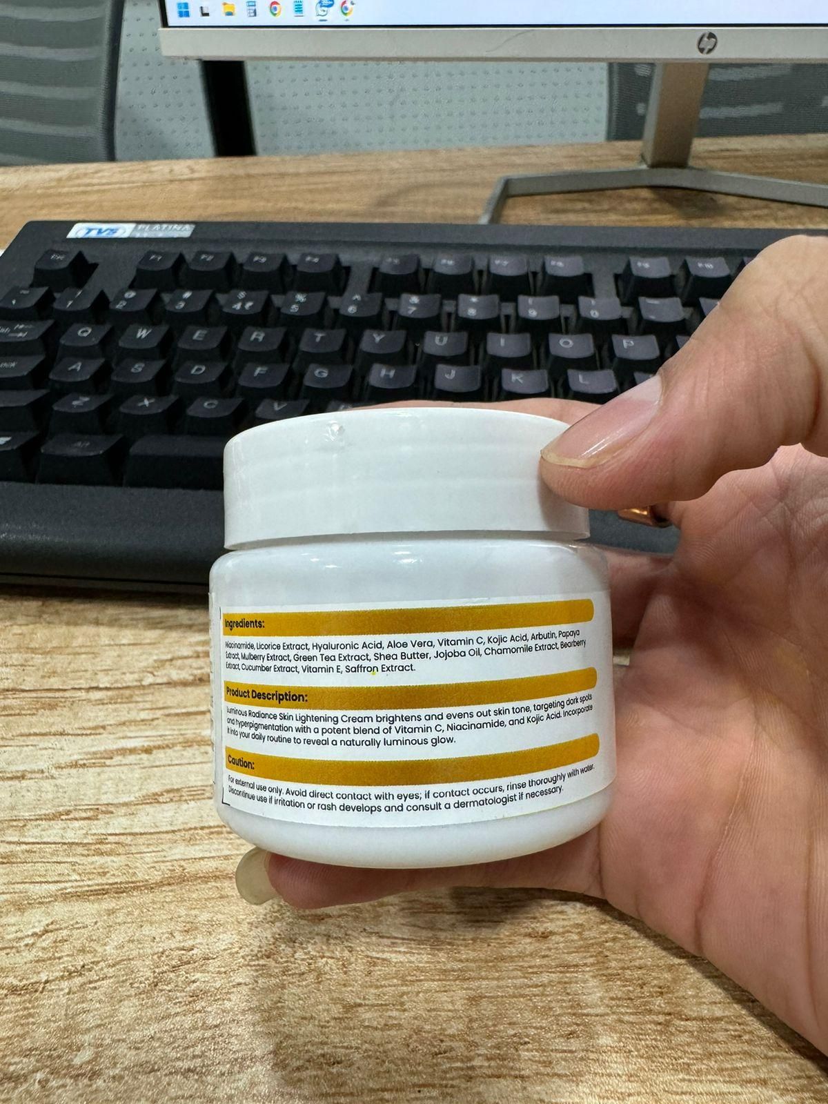 🧴 Jaysuing Instantly White Skin Lightening Cream 100g (Pack of 2) – Visible Glow in Just Minutes ✨