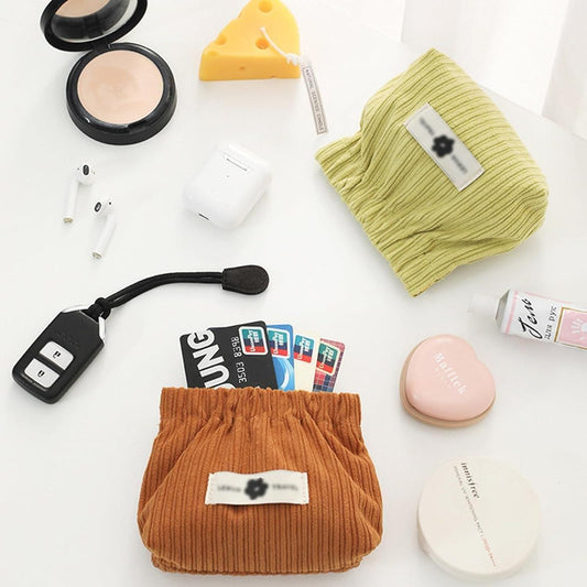 👜 Small Makeup Bag (Pack of 4) – Travel-Friendly & Stylish! 💄✨